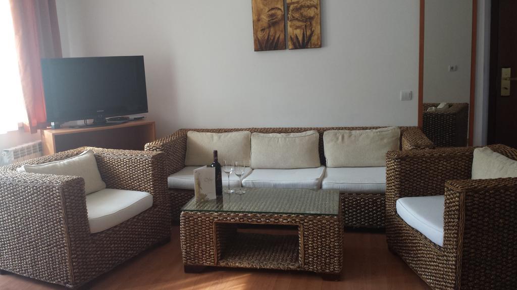 Apart Hotel Flora Residence Daisy Borovets Bilik gambar
